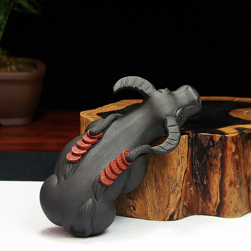 China Yixing Zisha Handmade Tea Pet Bull Decoration, home office decorations, Made of Yixing Zisha Clay