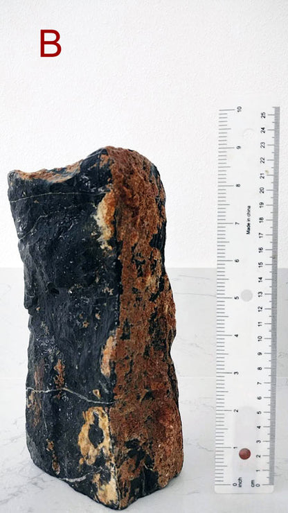 Crafted from authentic Zhenzhu-layer Lingbi stone